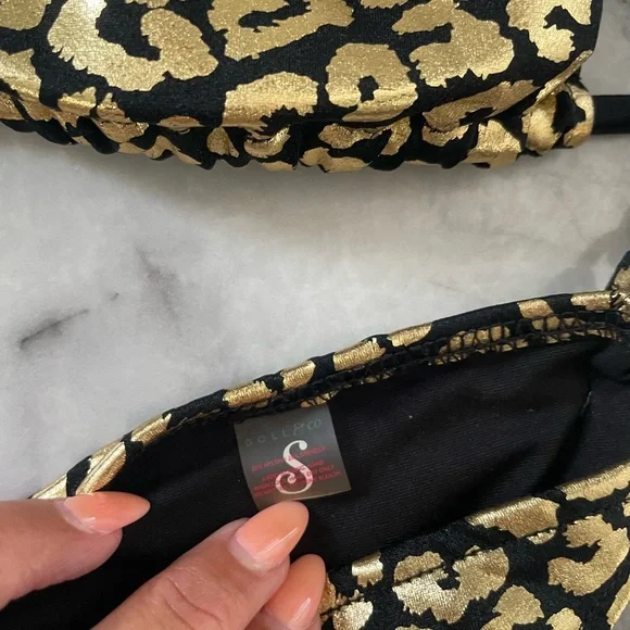 Doll black and gold leopard size small top and bottom Firm price - Picture 4 of 8